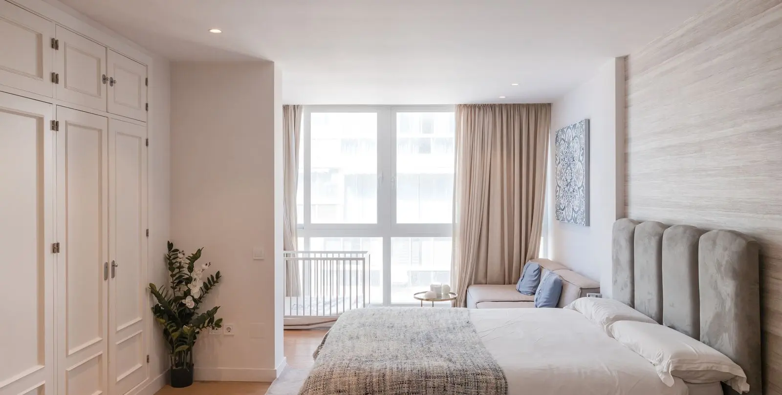 Sale of middle floor apartment in Marbella 26