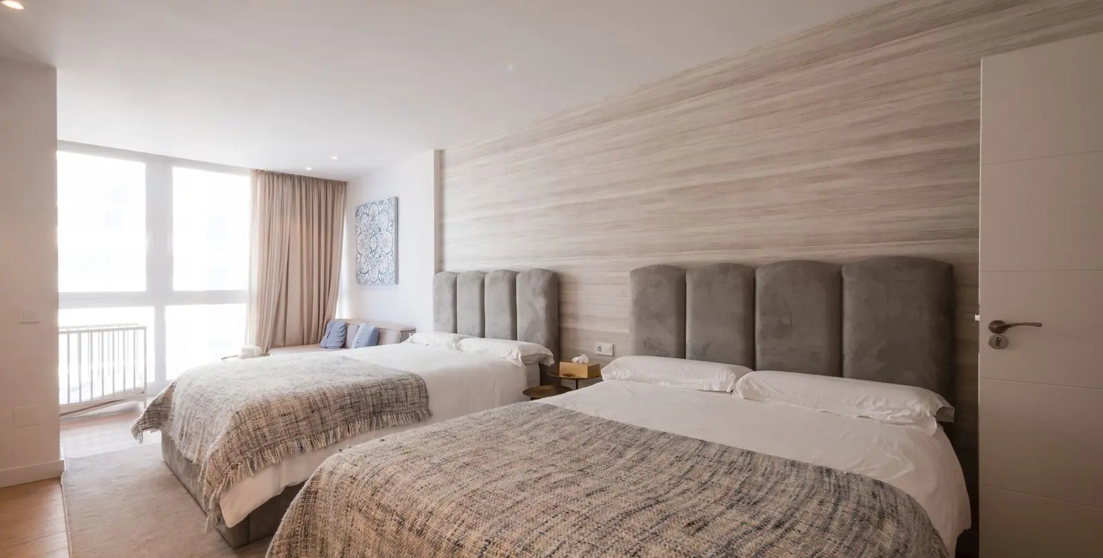 Sale of middle floor apartment in Marbella 30