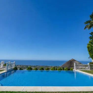 Venta de villa independiente en Marbella