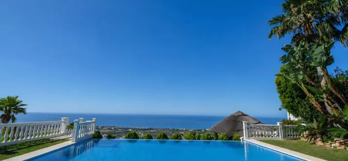 Venta de villa independiente en Marbella 1