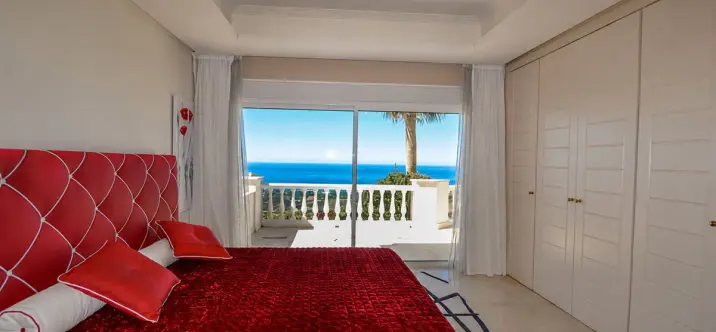 Venta de villa independiente en Marbella 2