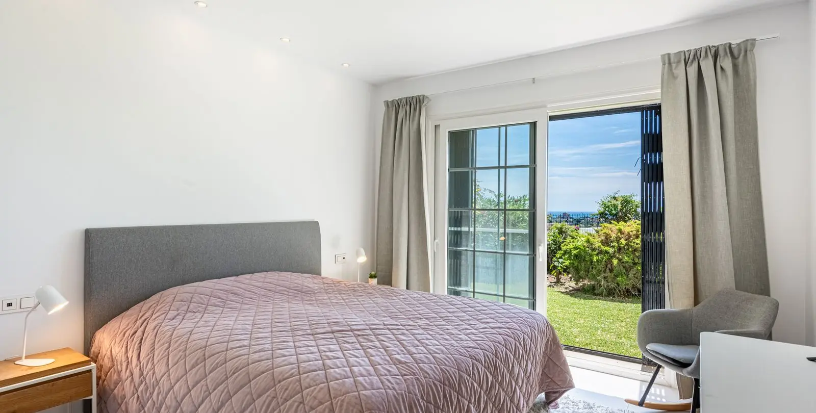 Sale of semi-detached house in Nueva Andalucía 16