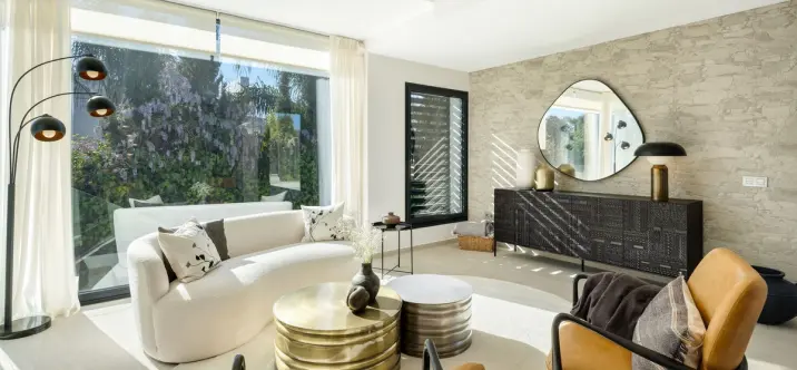 Venta de villa independiente en Nueva Andalucía 3