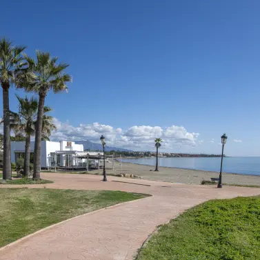 Venta de apartamento en planta baja en Estepona