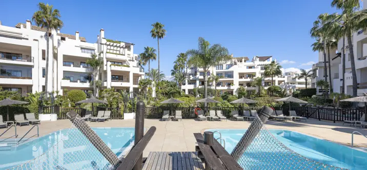 Venta de apartamento en planta baja en Estepona 4