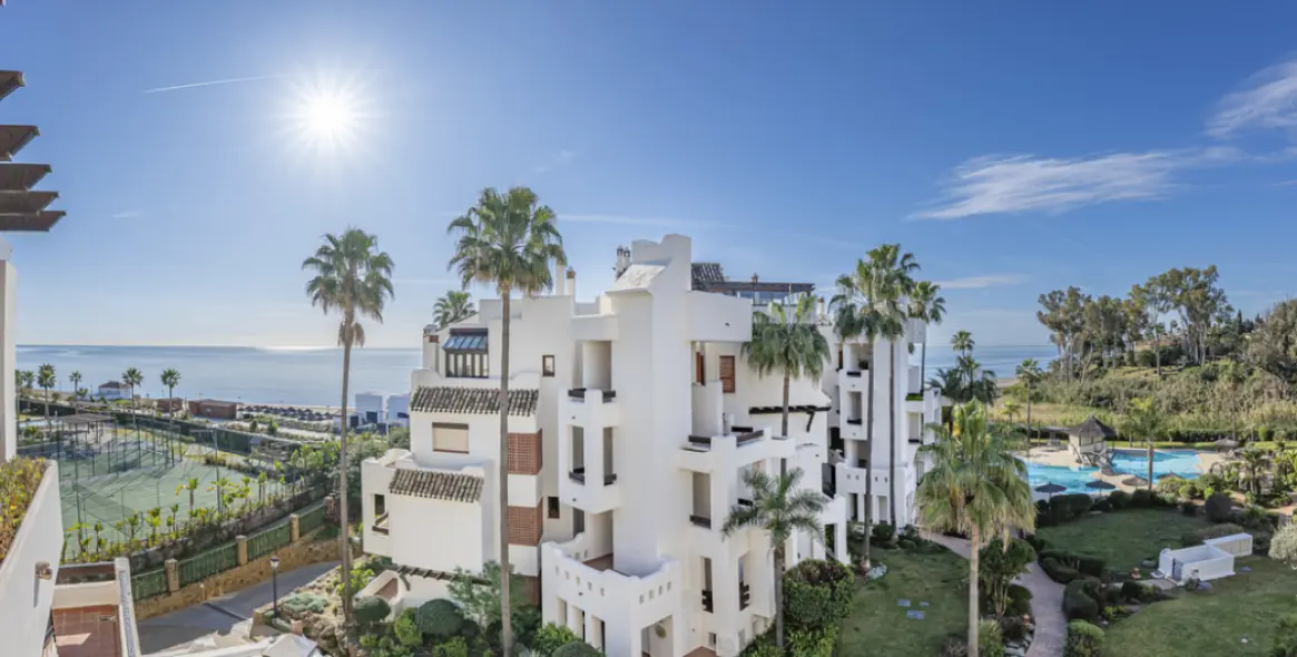 Venta de apartamento en planta baja en Estepona 23