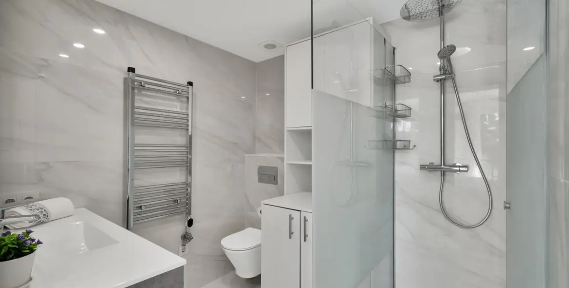 Long-term rent of middle floor apartment in Río Real 22