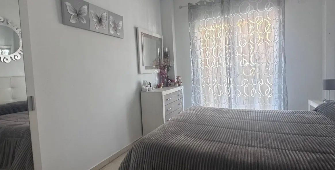 Sale of ground floor apartment in Mijas Costa 28