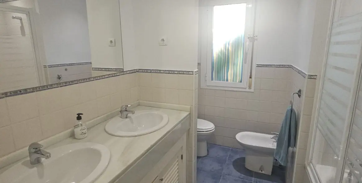 Sale of ground floor apartment in Mijas Costa 37