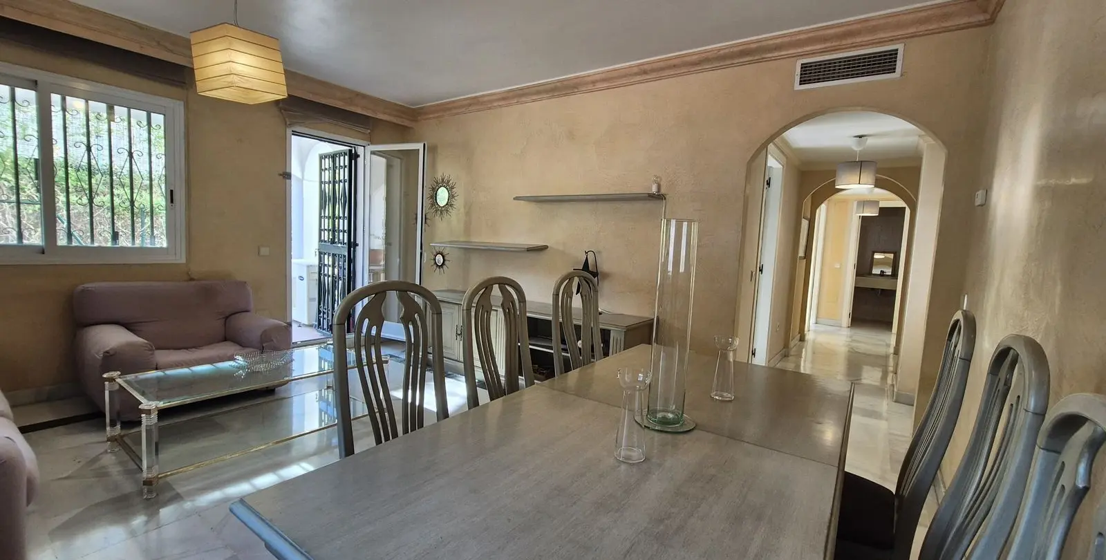 Sale of ground floor apartment in Nagüeles 6