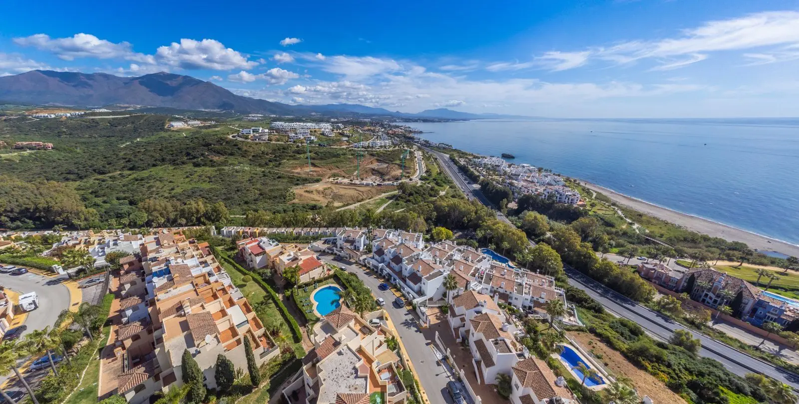 Venta de ático dúplex en Casares Playa 2