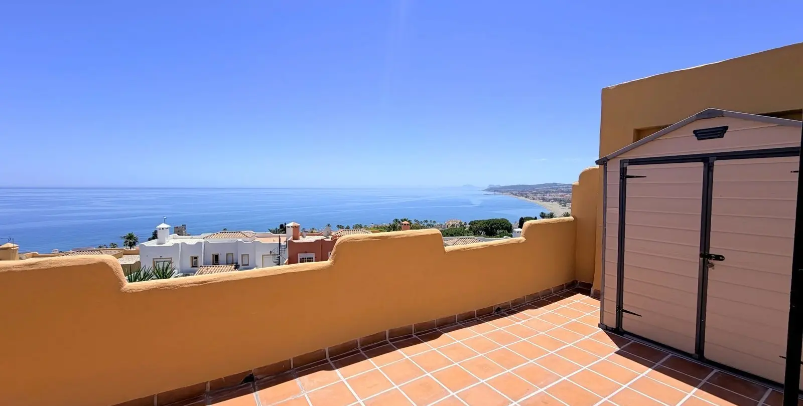 Venta de ático dúplex en Casares Playa 27