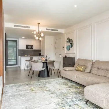 Venta de apartamento en planta media en Higueron