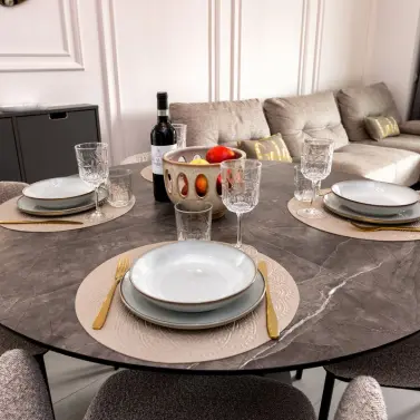 Venta de apartamento en planta media en Higueron