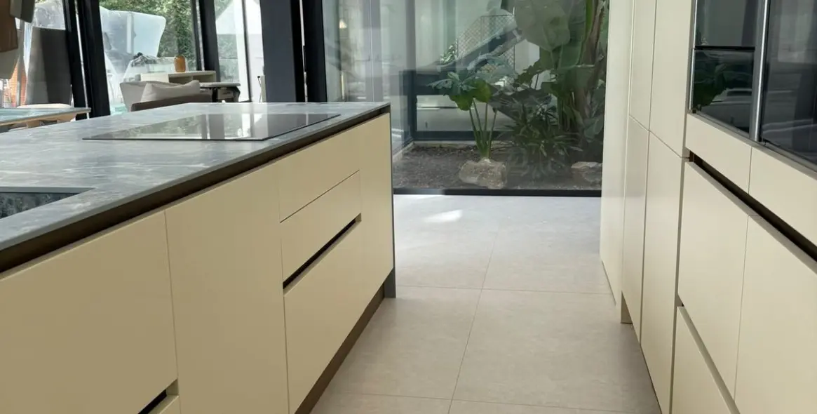 Long-term rent of detached villa in Sierra Blanca 17