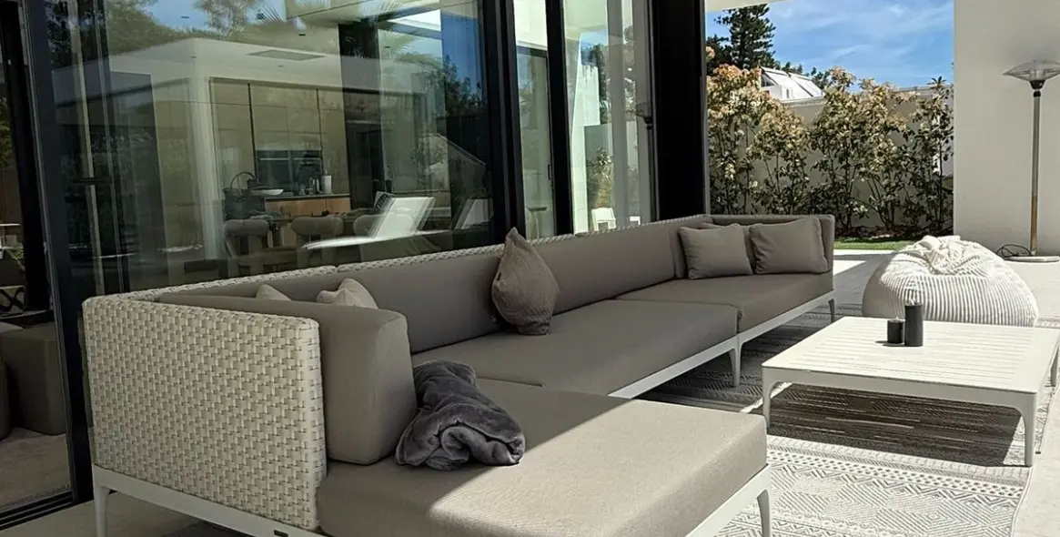 Long-term rent of detached villa in Sierra Blanca 42
