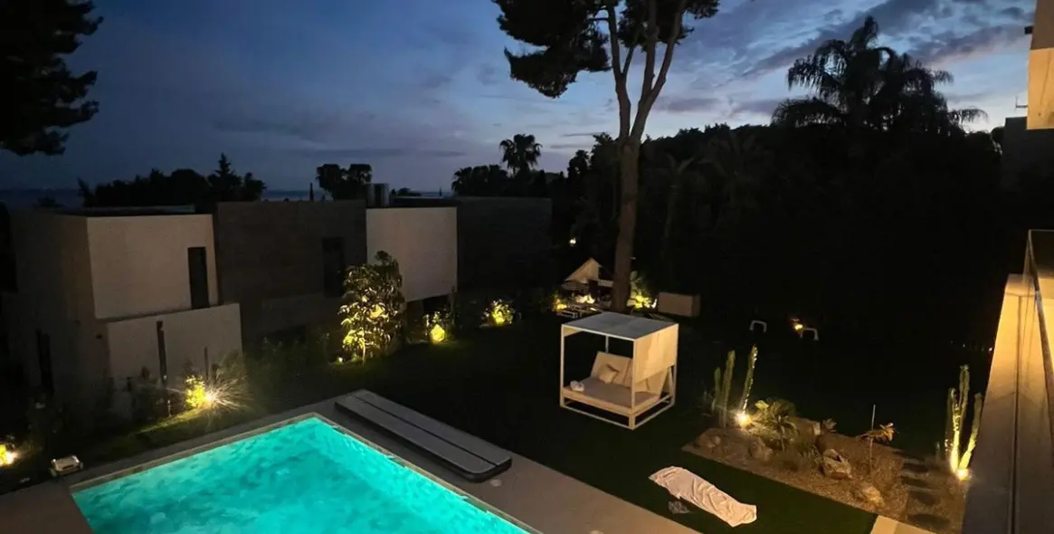 Long-term rent of detached villa in Sierra Blanca 58