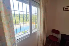 Image 25 thumb