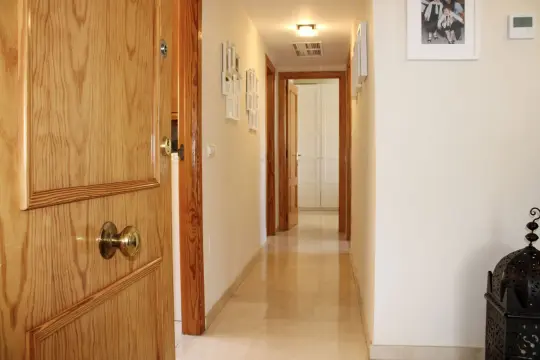 Image 4 thumb