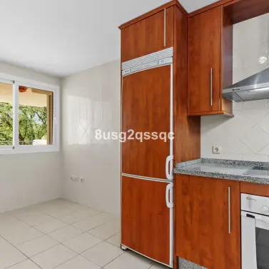 Venta de apartamento en planta baja en Elviria