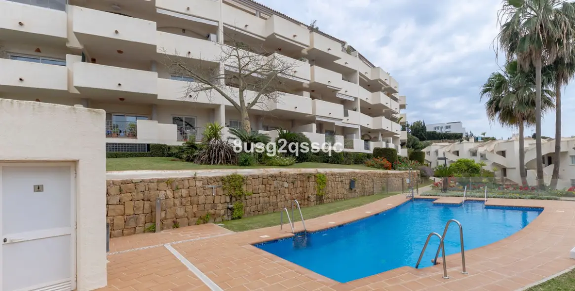 Venta de apartamento en planta baja en Elviria 34