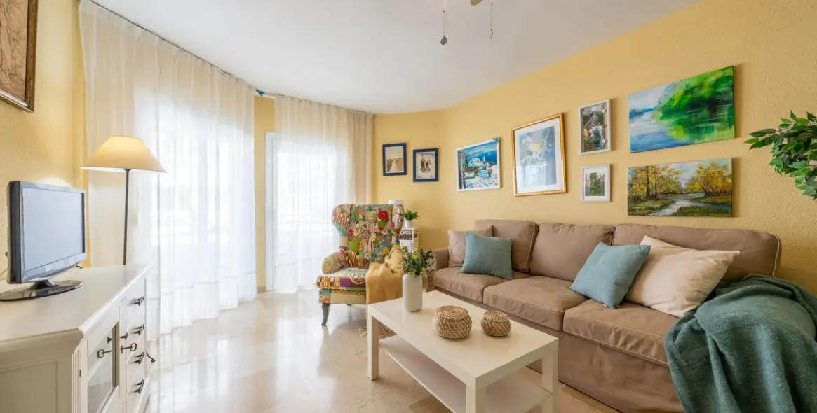 Sale of middle floor apartment in Marbella 9