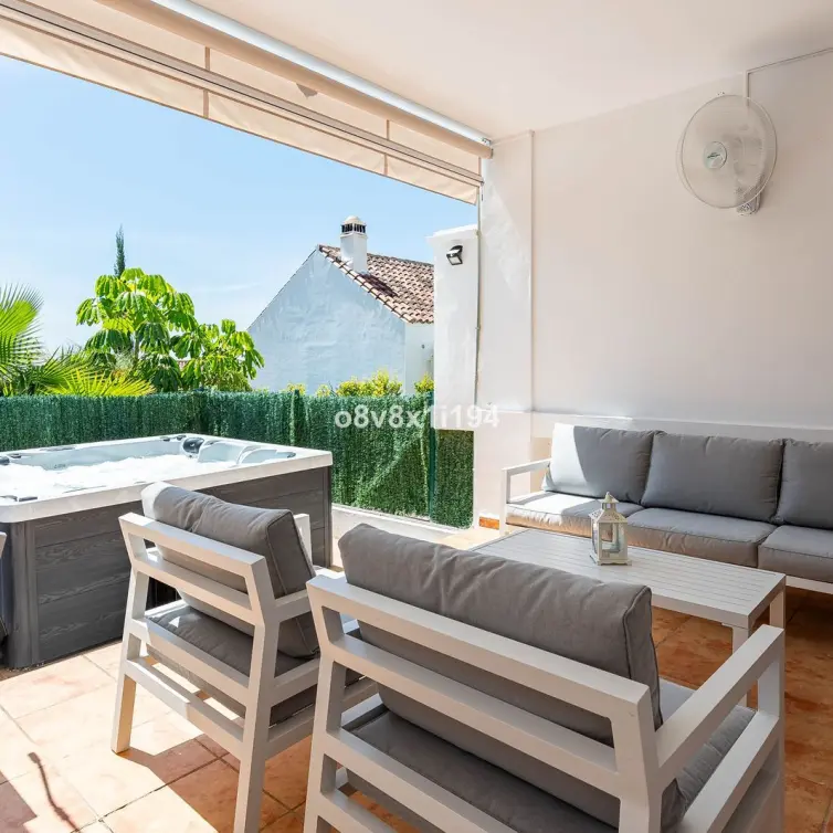 Venta de casa pareada en Casares