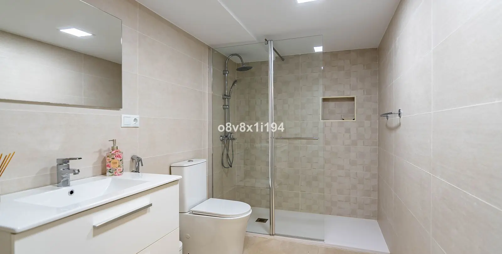 Venta de casa pareada en Casares 36