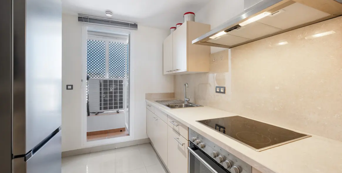 Продажа пентхауса в Estepona 8
