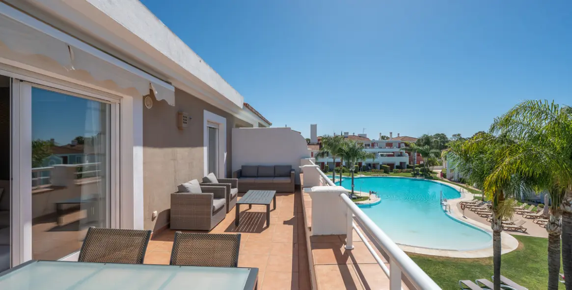 Продажа пентхауса в Estepona 20