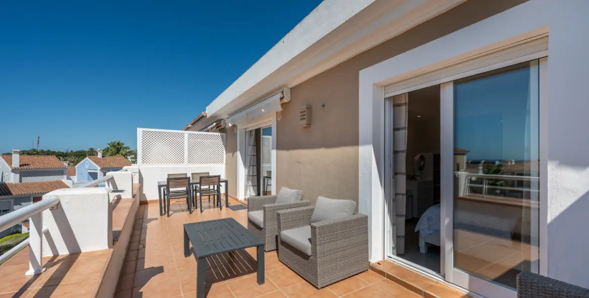 Продажа пентхауса в Estepona 21