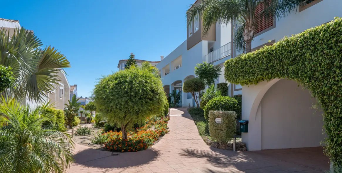 Продажа пентхауса в Estepona 24