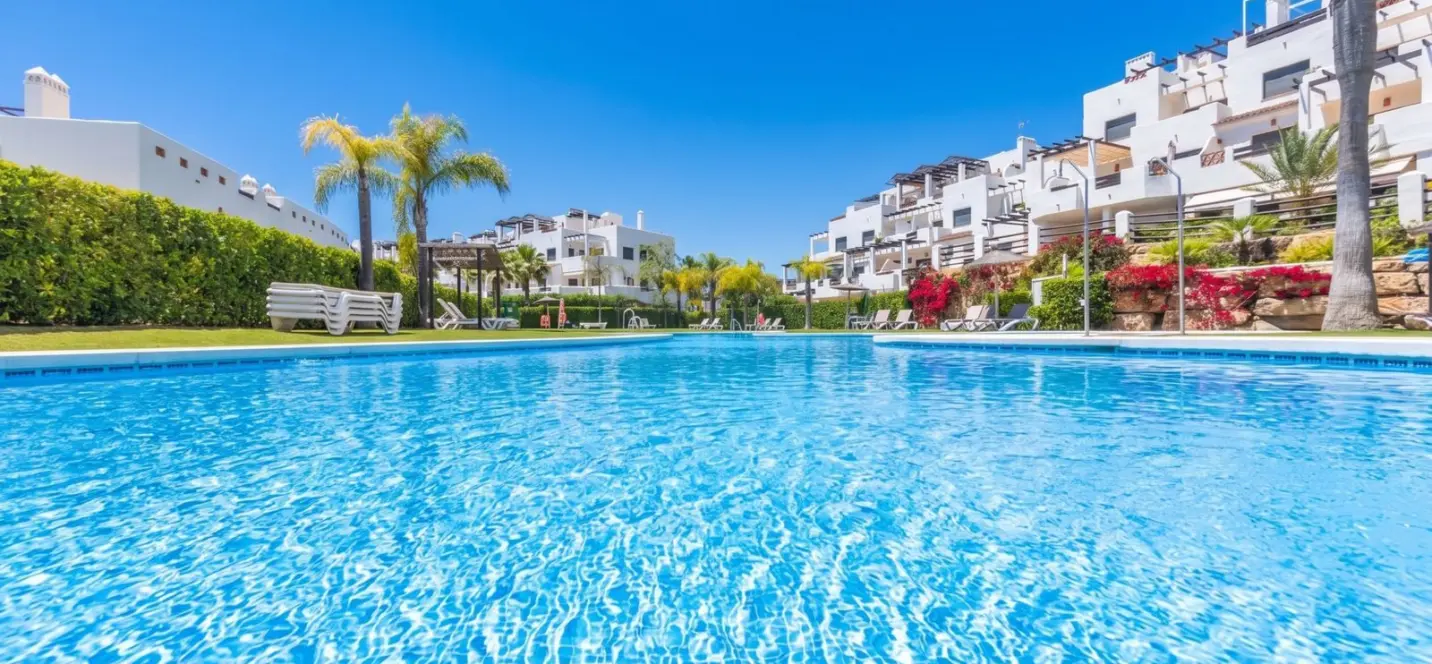 Продажа пентхауса в Estepona 1