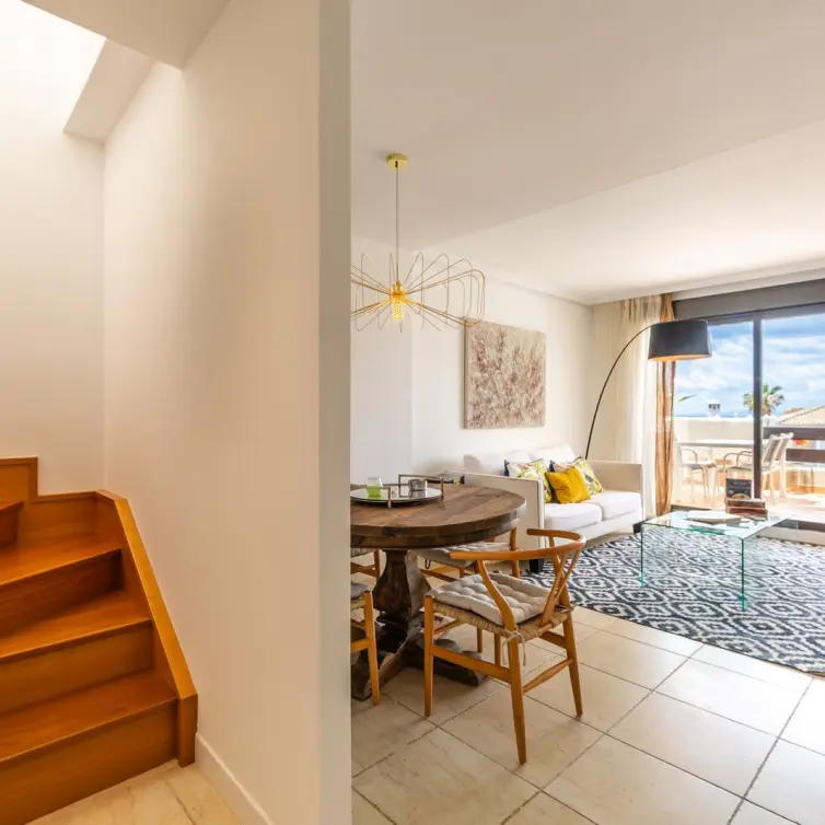 Продажа пентхауса в Estepona