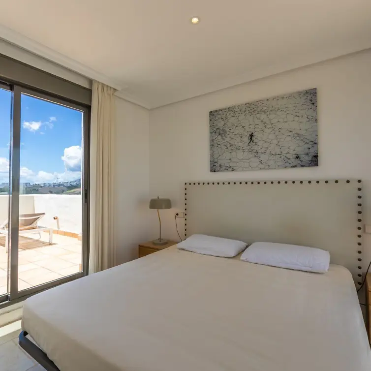 Продажа пентхауса в Estepona