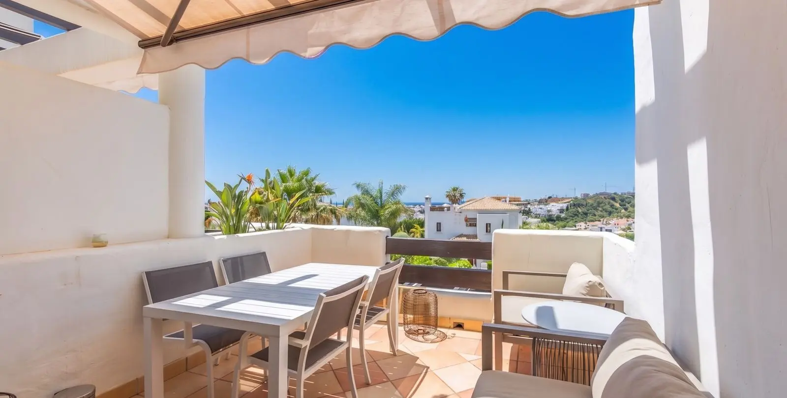 Продажа пентхауса в Estepona 10