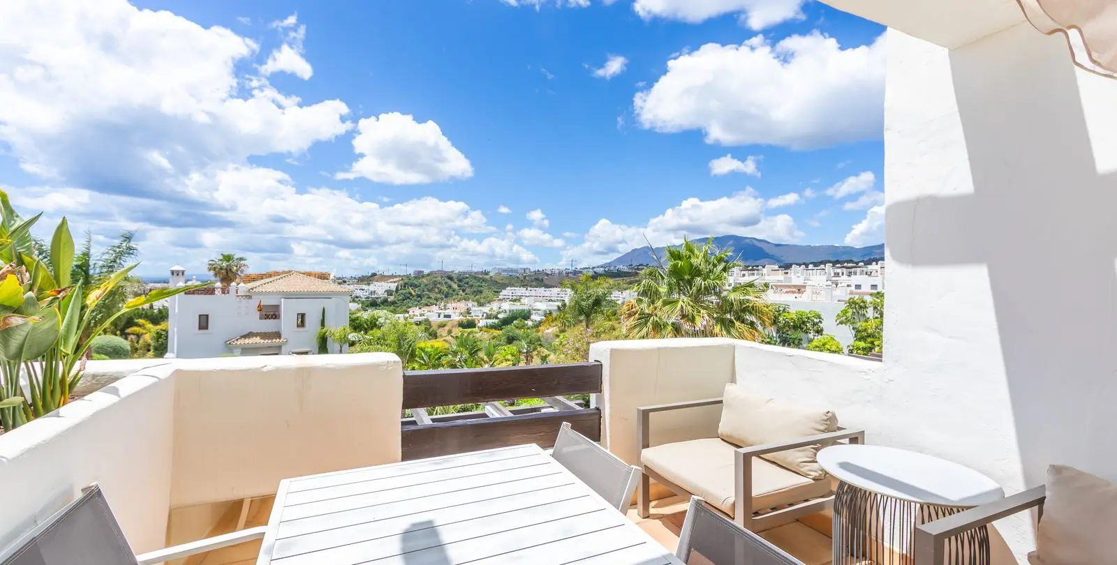 Продажа пентхауса в Estepona 25