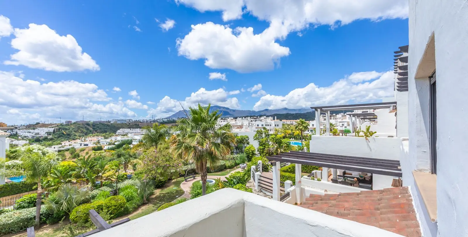 Продажа пентхауса в Estepona 26