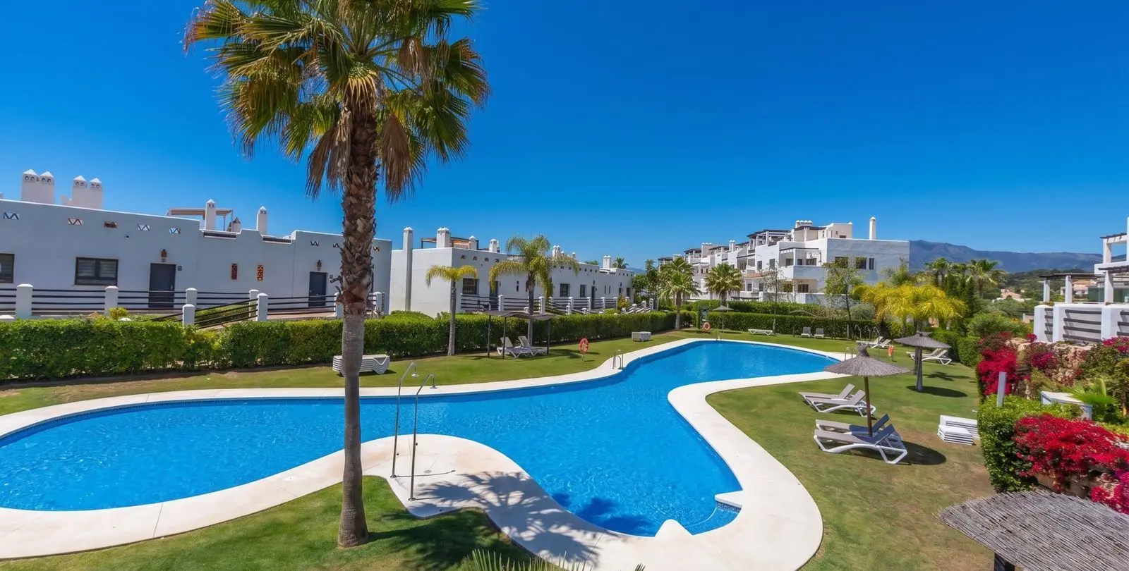Продажа пентхауса в Estepona 39