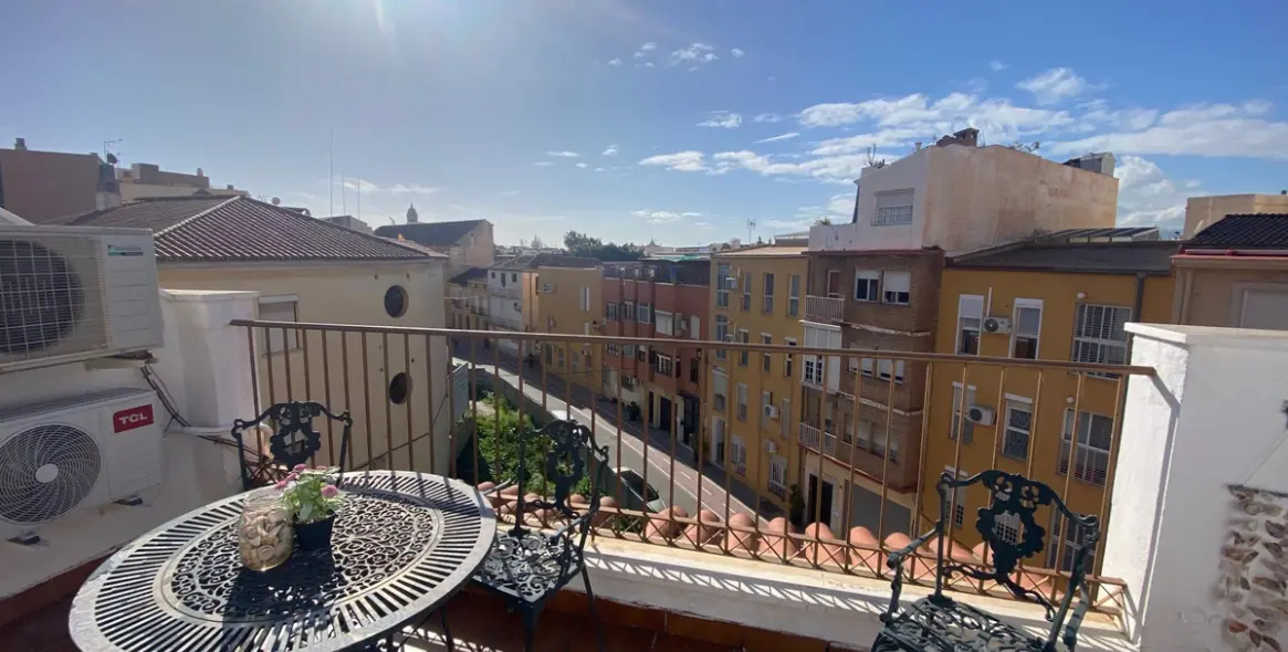 Продажа апартаментов на среднем этаже в Malaga 1
