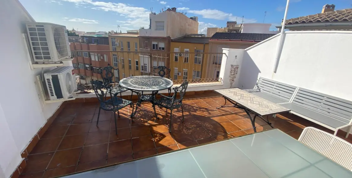 Продажа апартаментов на среднем этаже в Malaga 3