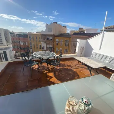 Продажа апартаментов на среднем этаже в Malaga