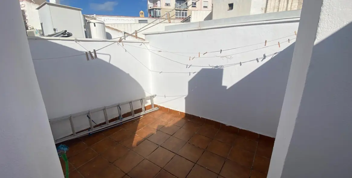 Продажа апартаментов на среднем этаже в Malaga 4