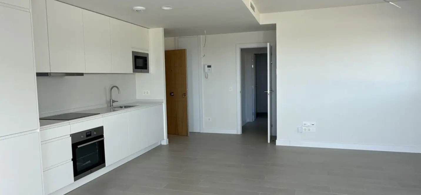 Sale of penthouse in Casares 2