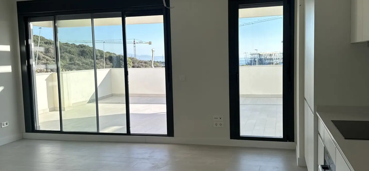 Sale of penthouse in Casares 4