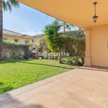 Venta de adosado en Riviera del Sol