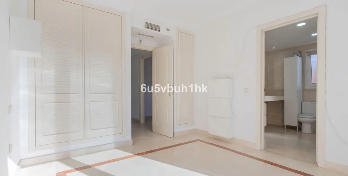 Продажа таунхауса в Riviera del Sol 16