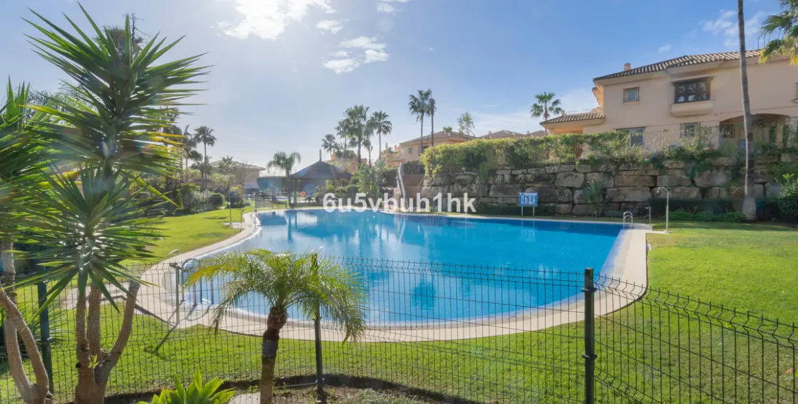 Продажа таунхауса в Riviera del Sol 28