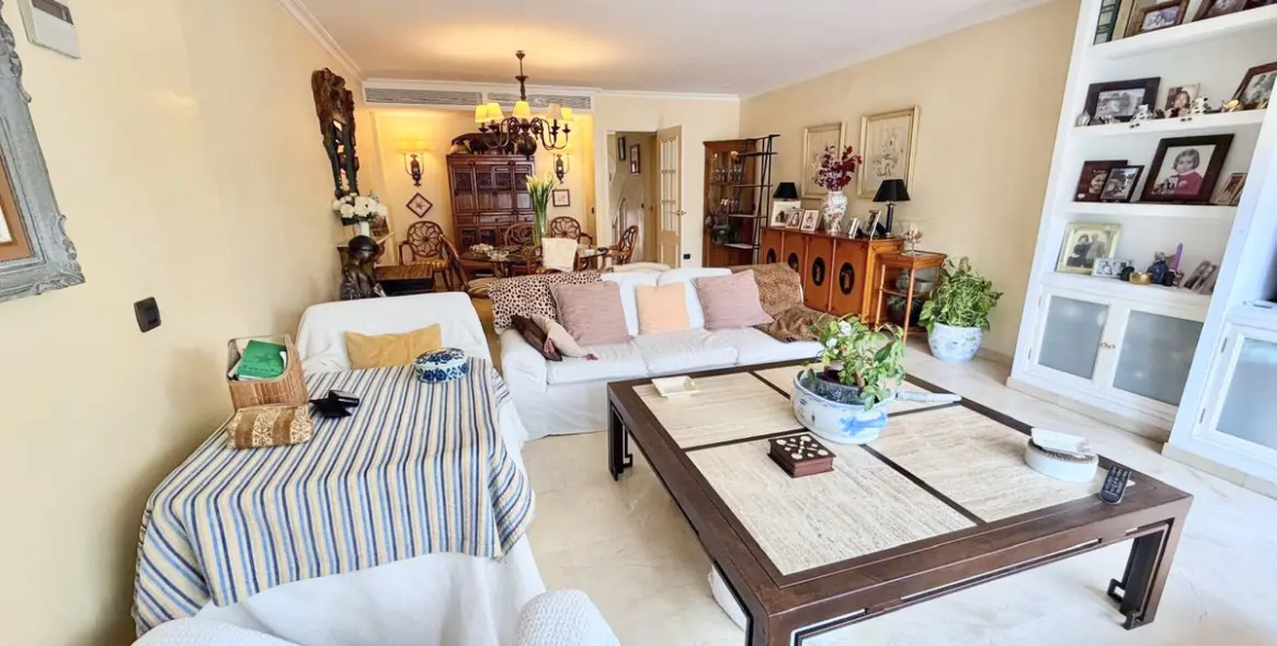 Venta de adosado en Estepona 2