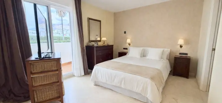Продажа таунхауса в Estepona 4